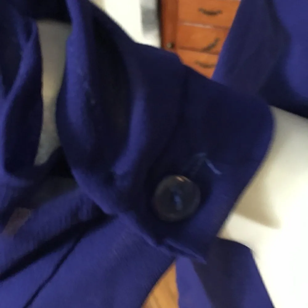 Gorgeous double layered Chiffon button back top Size M - Image 4