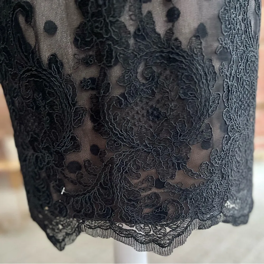 David Meister Dress Black Sheath Knee Length Embroidered Ilusion NWT 2 Cocktail - Image 6