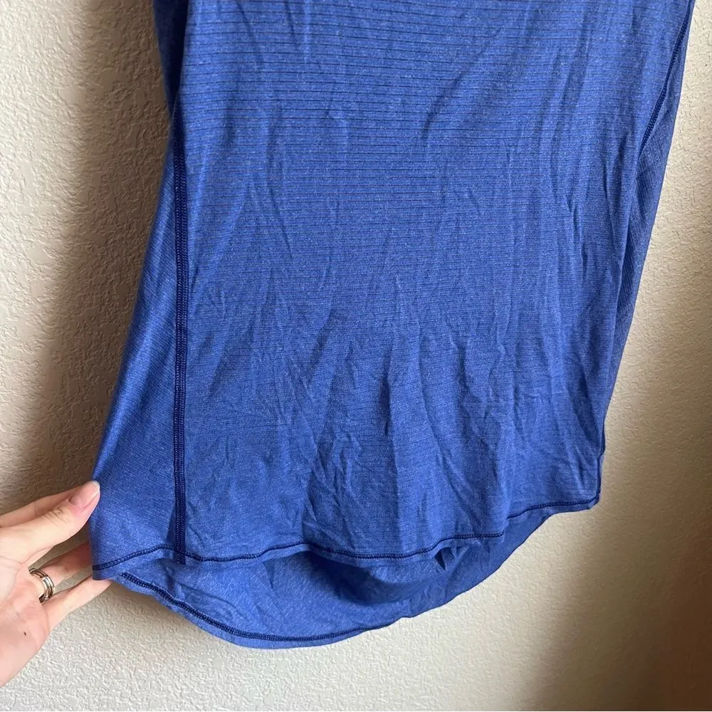 Lululemon Wild Tank
Heathered Sapphire Blue / Mini Coast Camo - Image 5