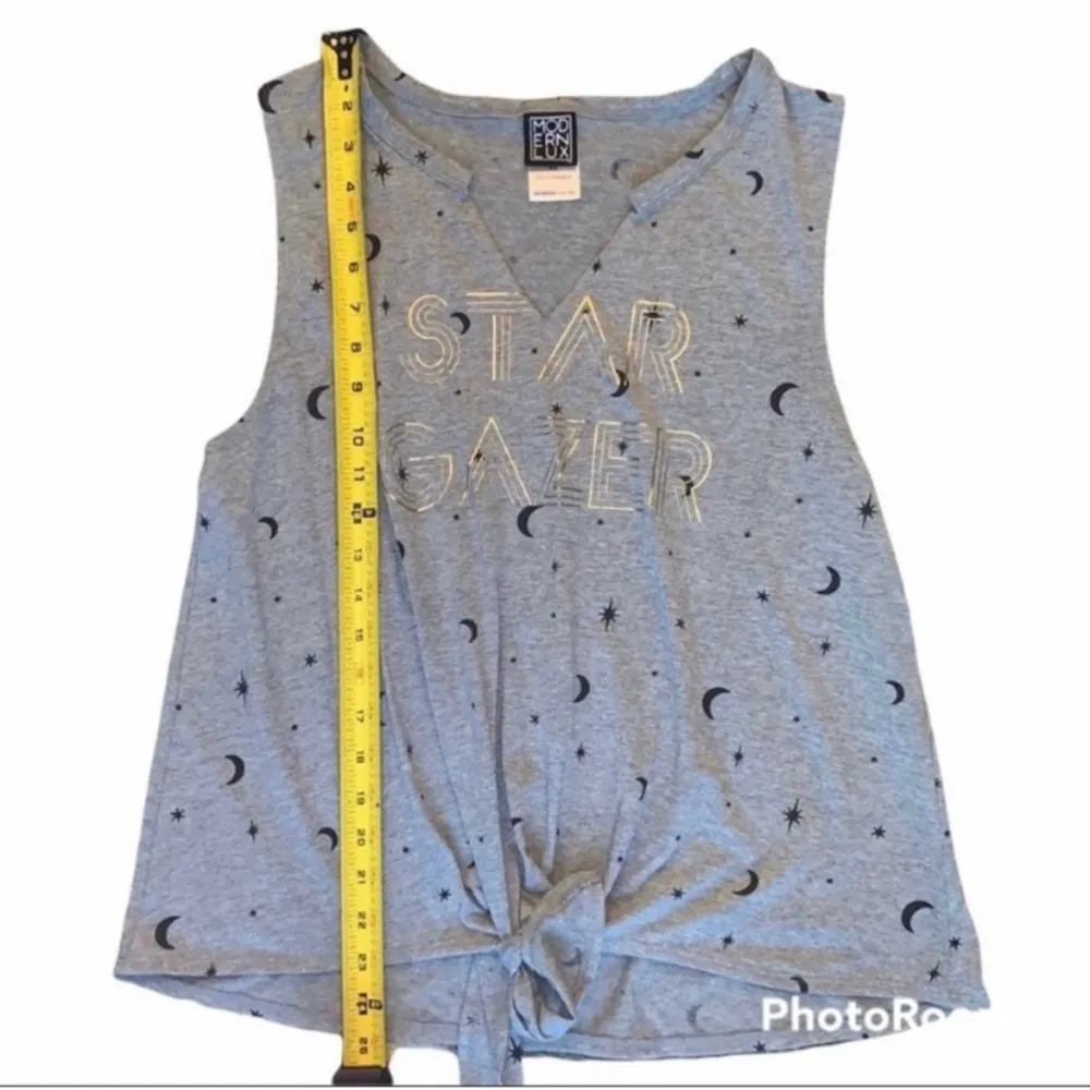 Modern Lux Grey, Black & Gold Sleeveless Tie Waist “Star Gazer” Graphic Top - Image 6