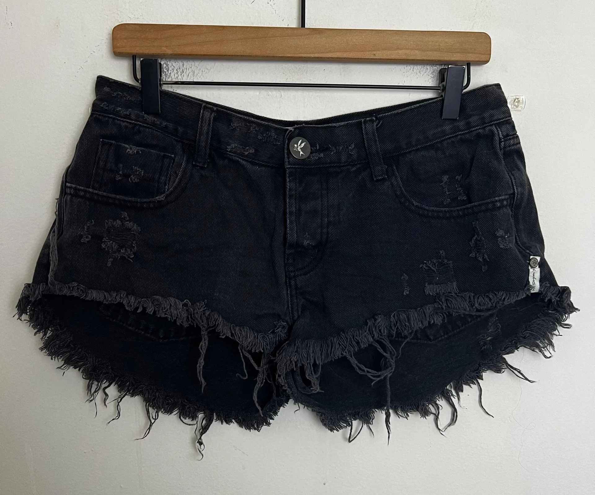 - Bonitas Denim Shorts Black Oak Raw Hem Distressed Festival Summer - Image 3