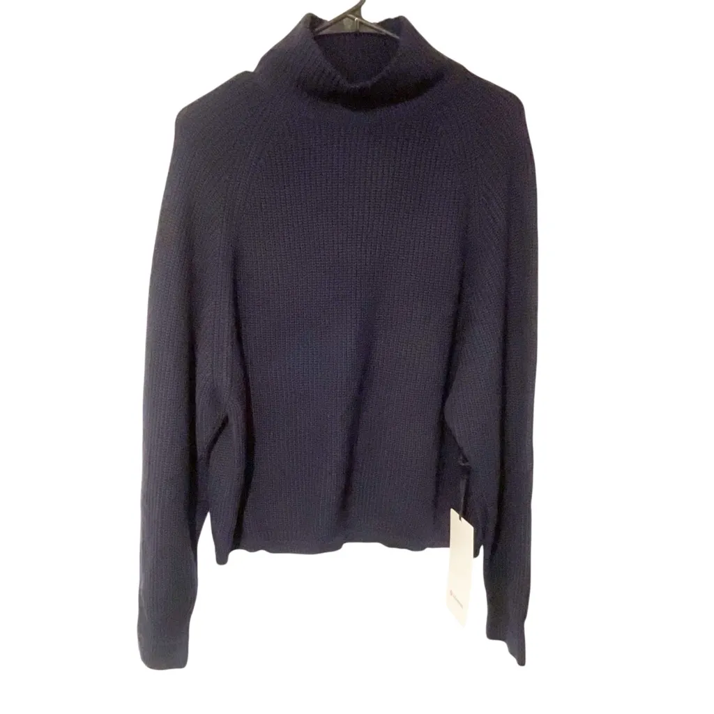 Lululemon Size Medium/Large Ribbed Turtleneck Sweater True‎ Navy NEW - Image 2