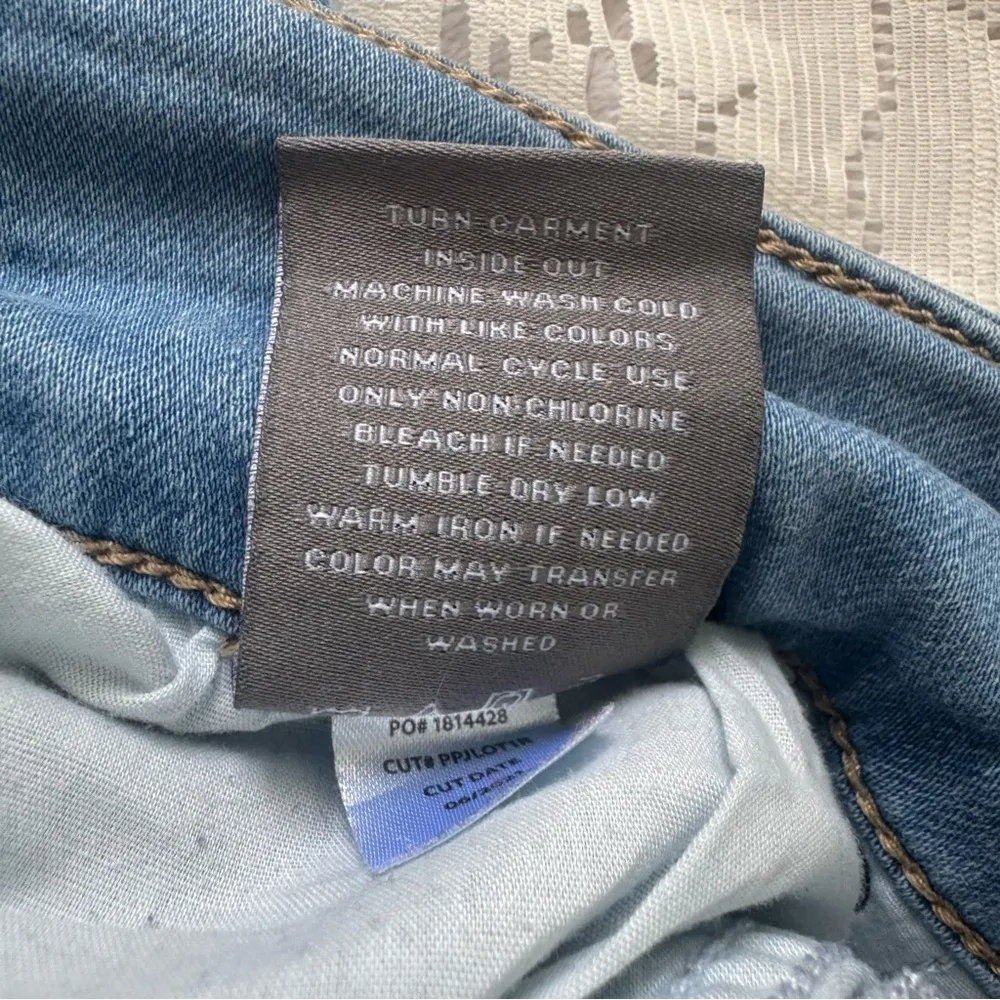 Torrid Stretch Denim Women's Light Blue Feel The Fit Jegging Jeans 22R - Image 5