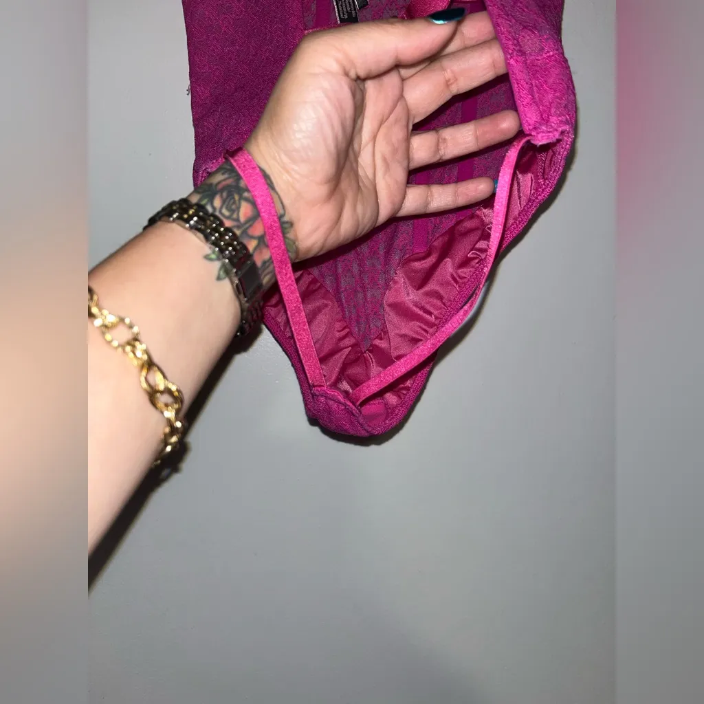 Victoria’s Secret VERY SEXY Icon Push-Up‎ Teddy – XS - Image 9