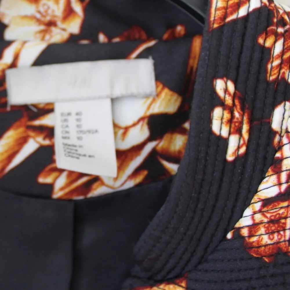 H&M Navy & Floral Bomber Style Jacket - Image 5