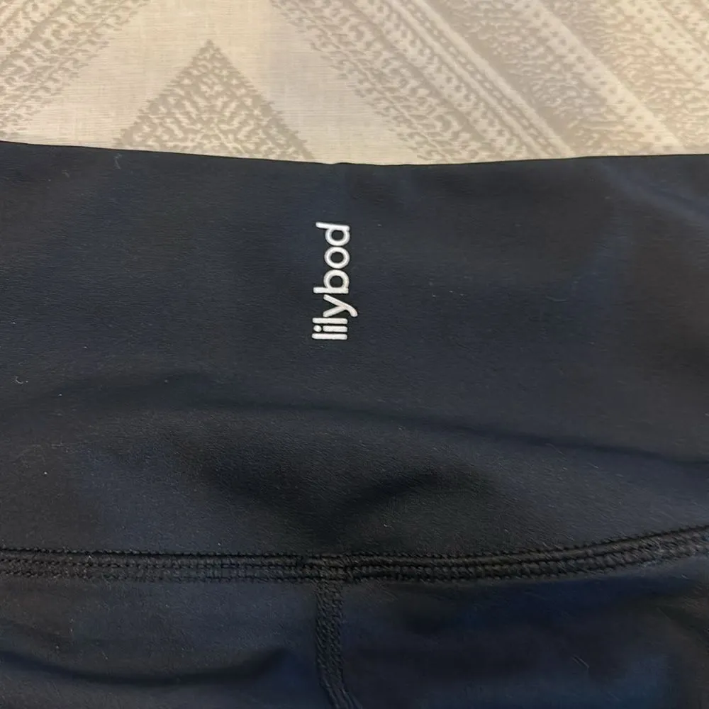 Lilybod Women’s Black with White Accent Leggings - Image 7