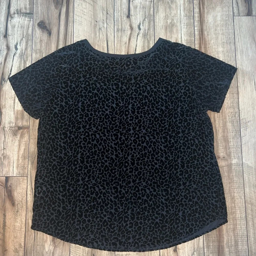 black cheetah print shirt - Image 4