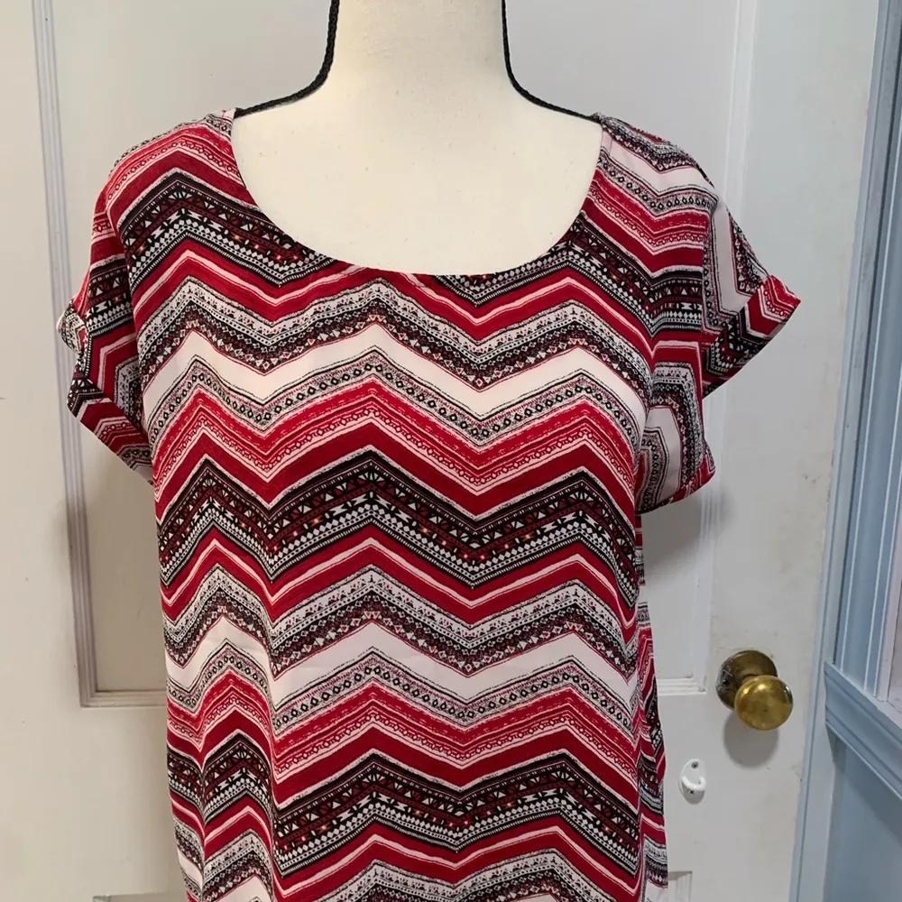 Pink Republic | short sleeve pomegranate chevron top - Image 5