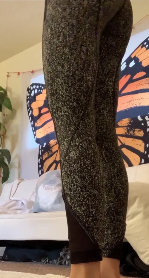 Lululemon Reflective Leggings  - Image 3