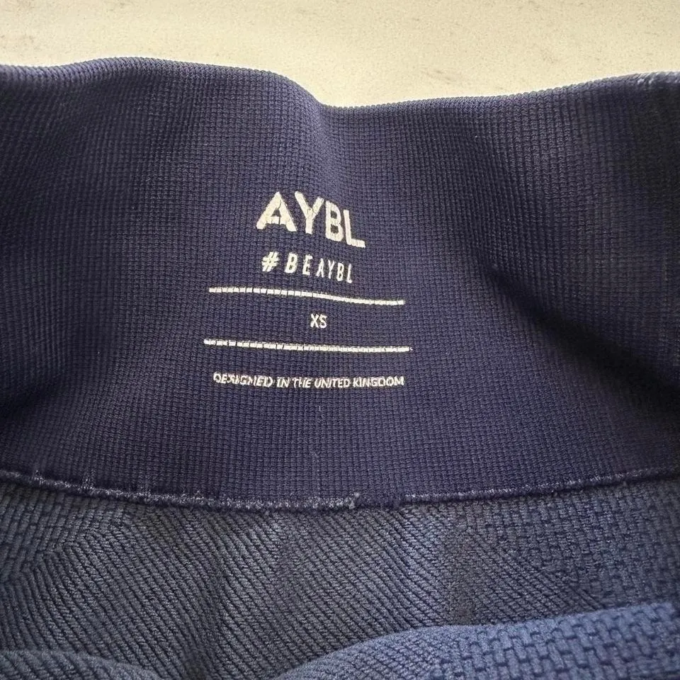 AYBL Set Balance v2 Seamless Long Sleeve Crop Top Shirt and Shorts Both XS Blue - Image 6