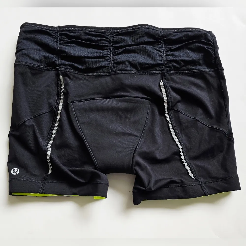 Lululemon Velo Vixen Shorts Black Size 10 - Image 8
