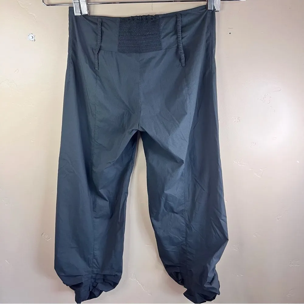 Moloko Womens Lightweight Gray Pant Size 40‎ or US 8 Smocked Waist Cinched Gray - Image 2
