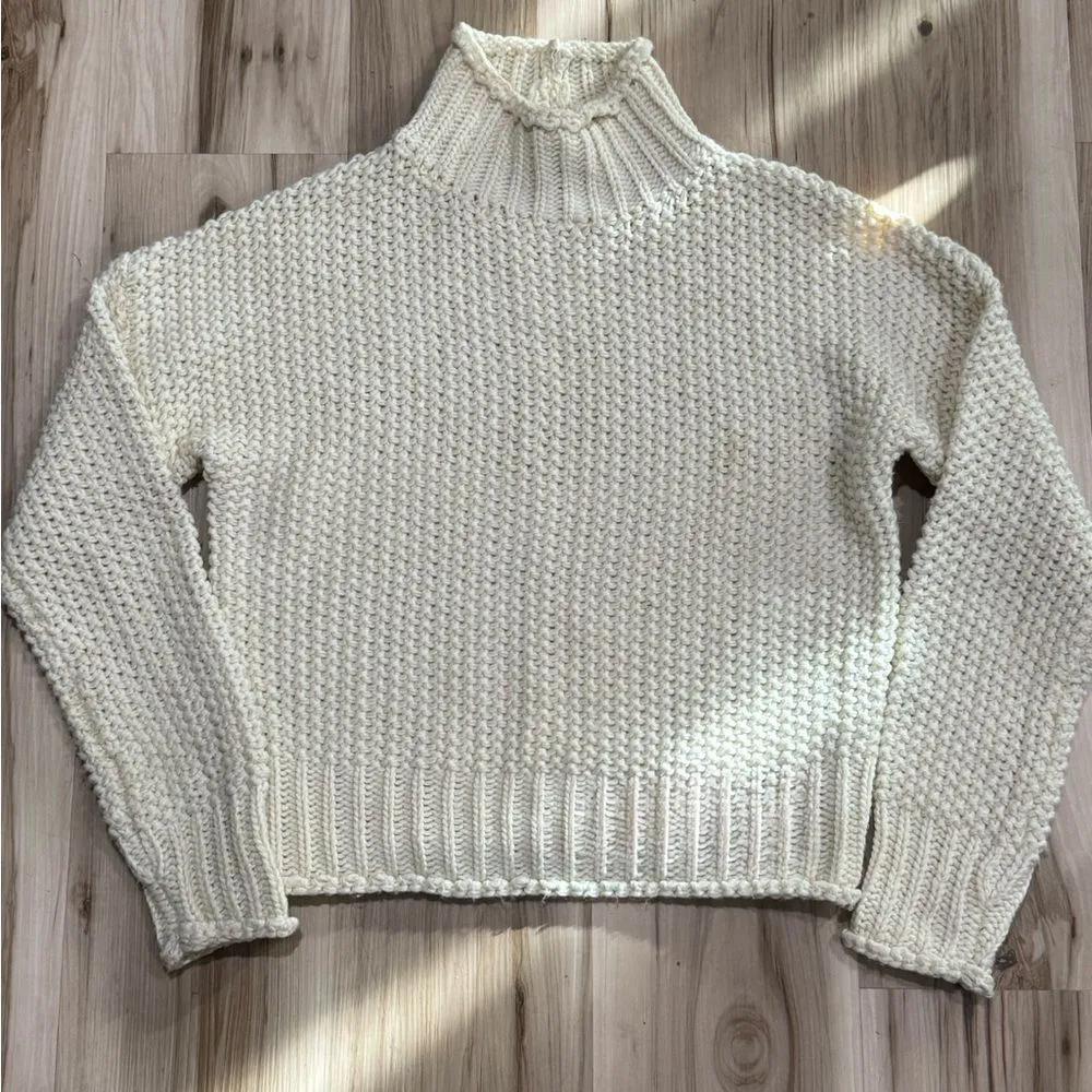 Cotton Candy LA Ivory Turtleneck Ribbed Knit Cropped Sweater Women’s S/M Size M - Image 4