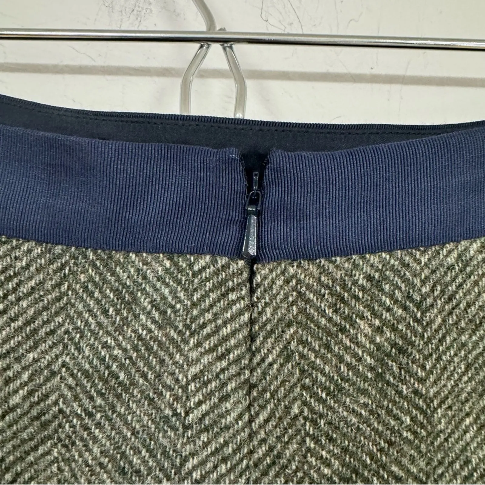 Boden Green Herringbone Straight Pencil Skirt Womens 8 Academia Preppy Office - Image 3