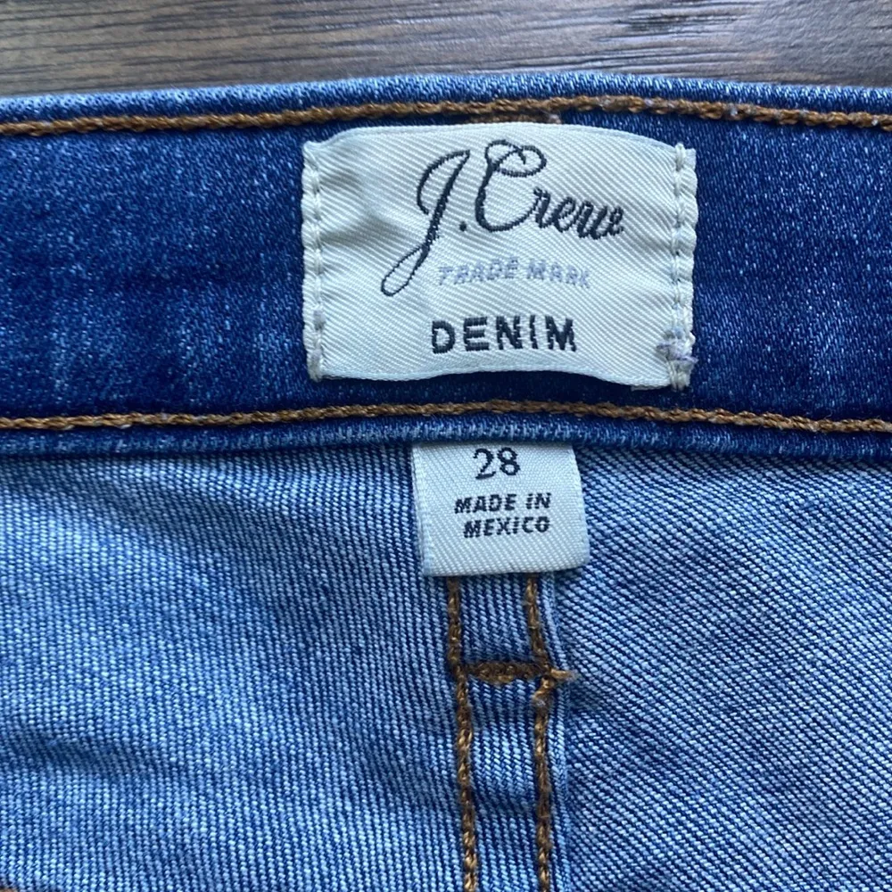 JCREW Denim Cut Off Short Womens Sz 28 Blue - Image 3