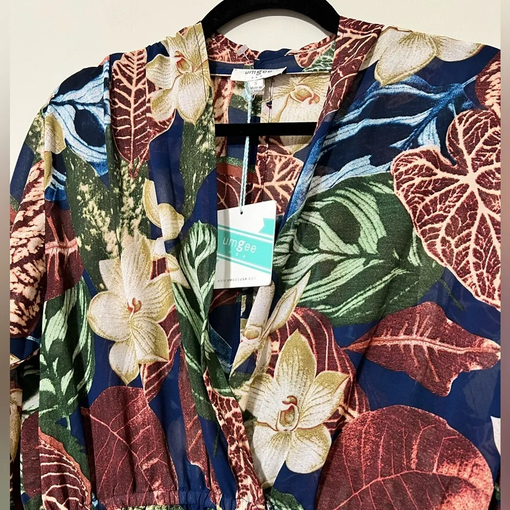 UMGEE sz small long sleeve wrap dress or cover up with pockets thin keyhole back - Image 5