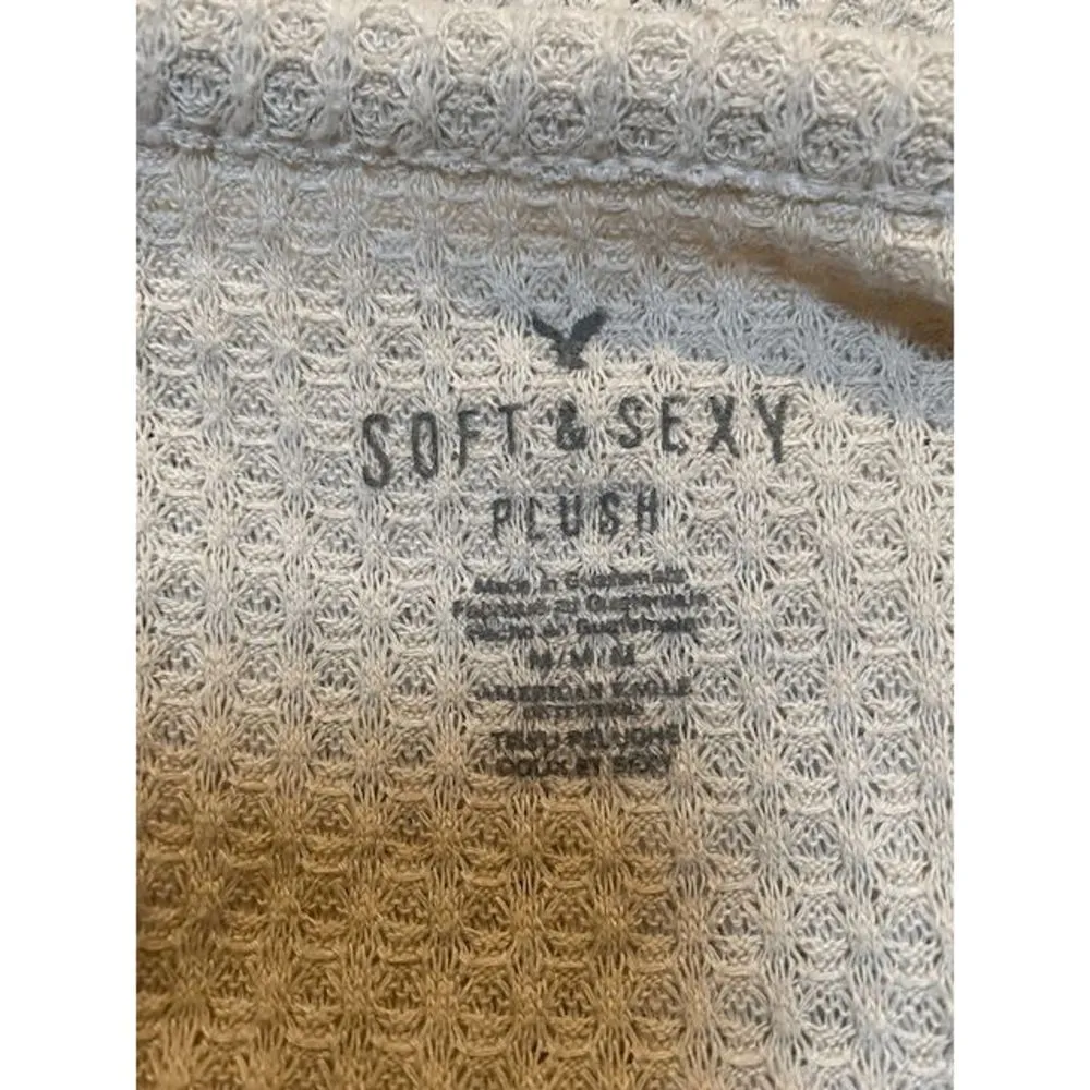 American Eagle Soft & Sexy Top.  Medium - Image 4