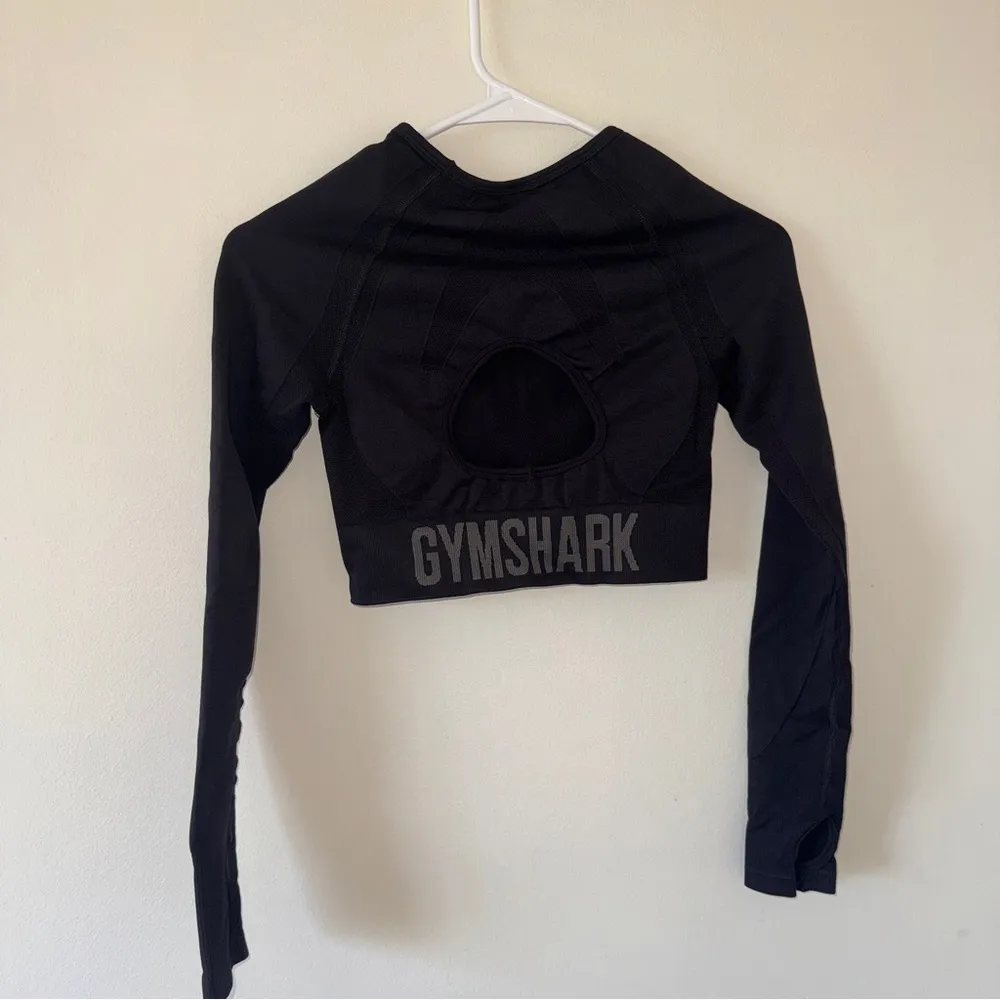 NWOT Gymshark Black Flex Cropped Longsleeve Small - Image 4
