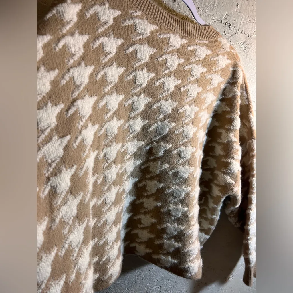 Bobeau Tan Patterned Crew Neck Sweater LG cabincore - Image 7