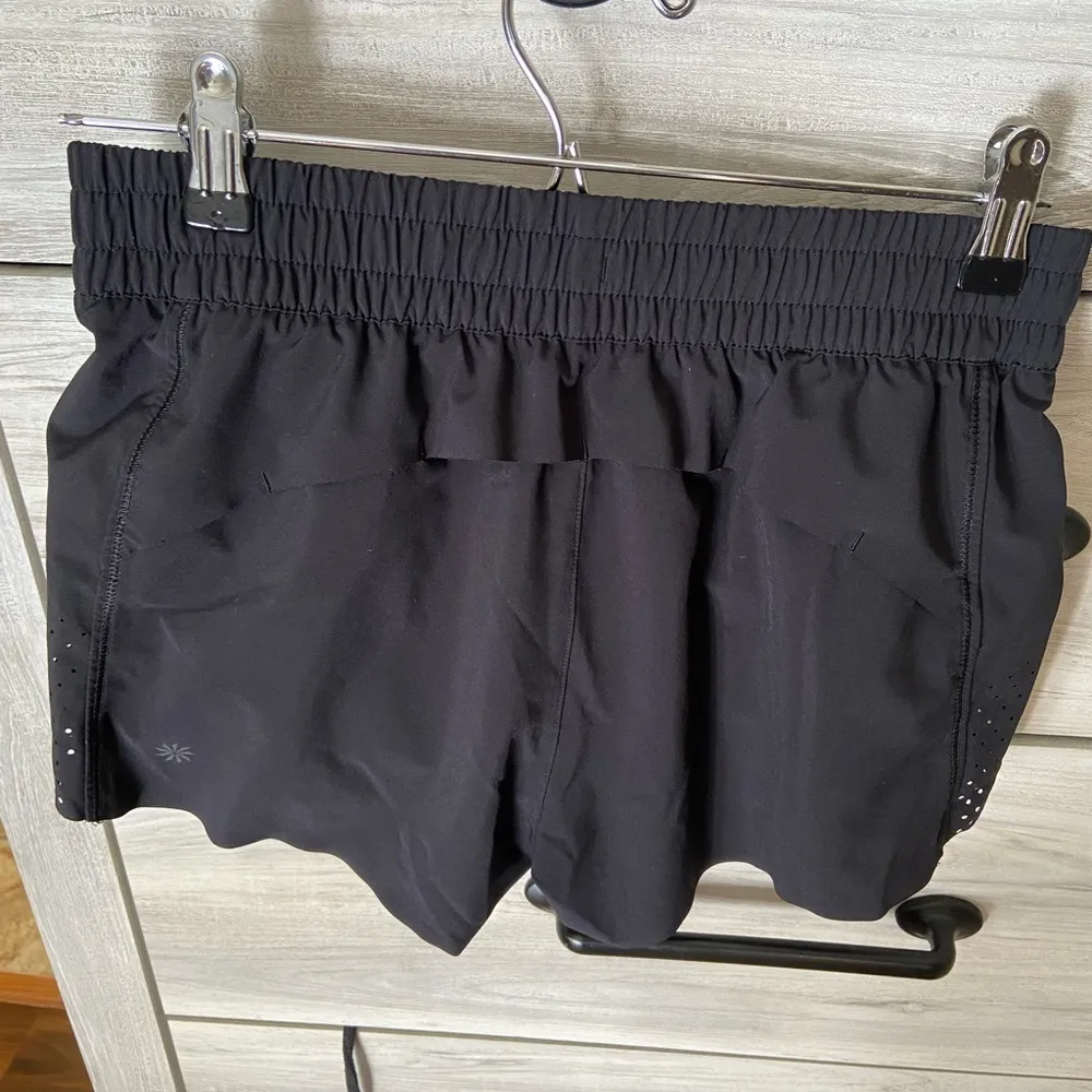 Athleta running shorts - Image 4