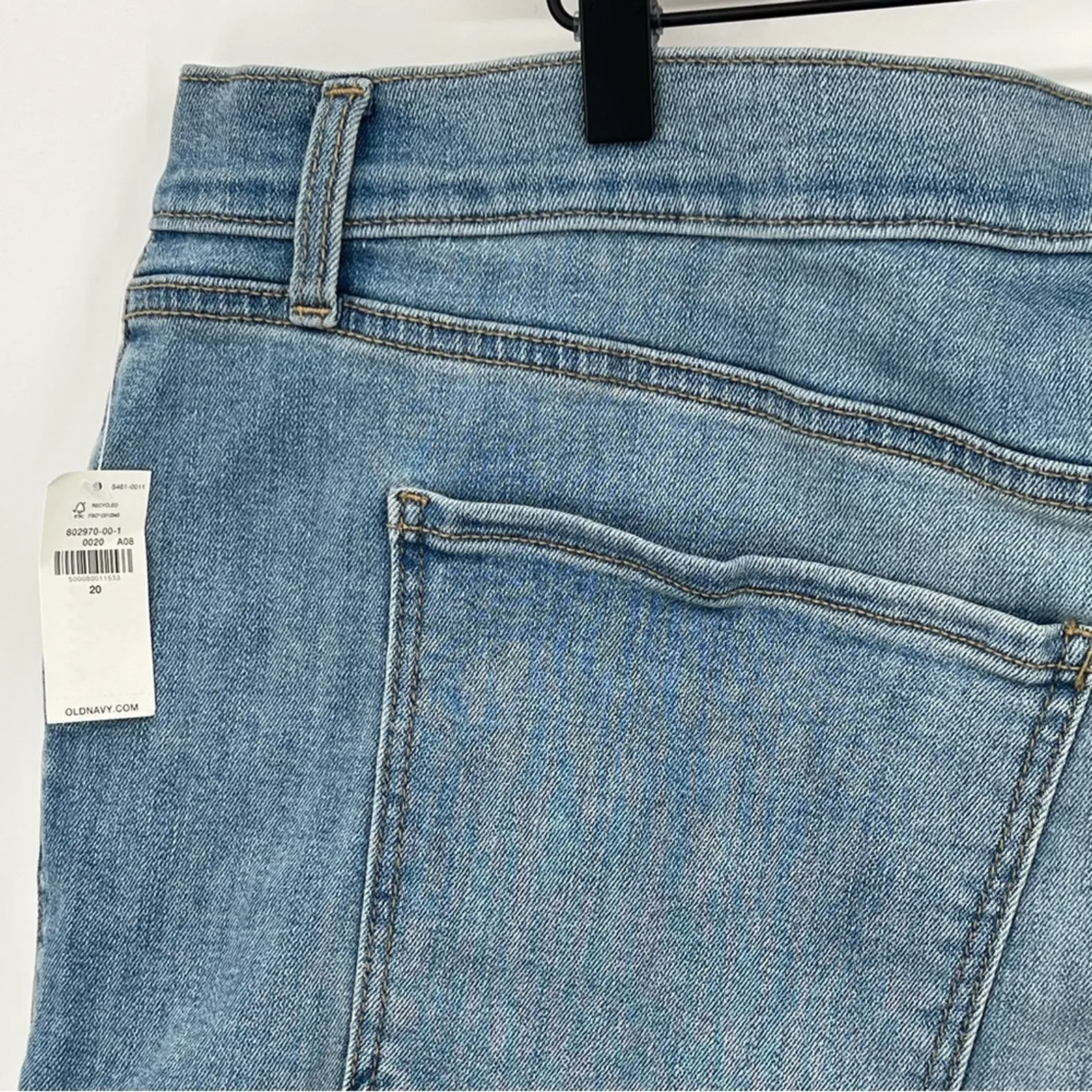 Old Navy shorts 20 mid rise medium wash denim rolled hem stretch blue NEW - Image 4