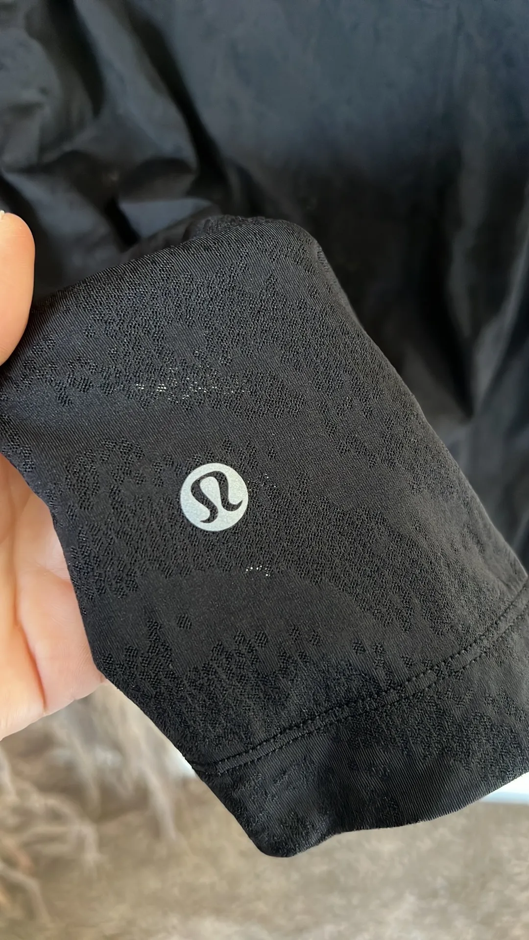 Lululemon Black Textured Tee - Image 6