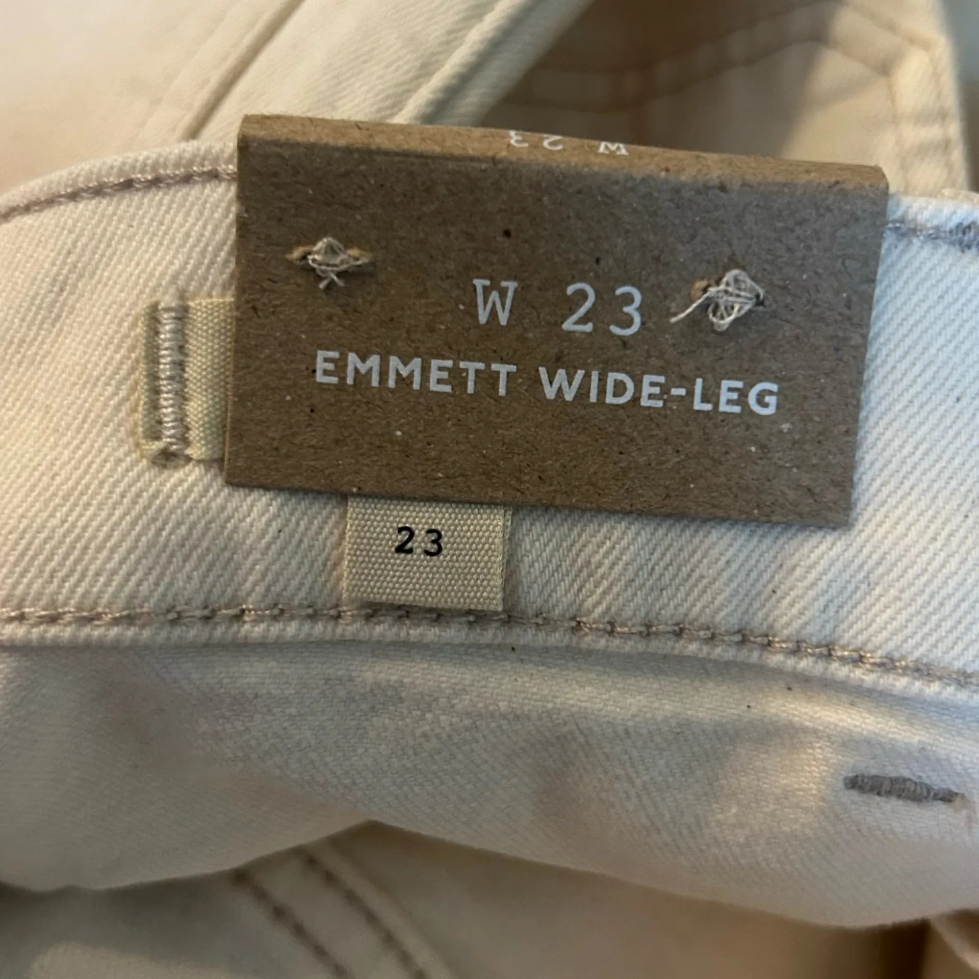 NWT Madewell Cream The Emmett Wide-Leg Full Length Jean: Patch Pocket Edition 23 - Image 7