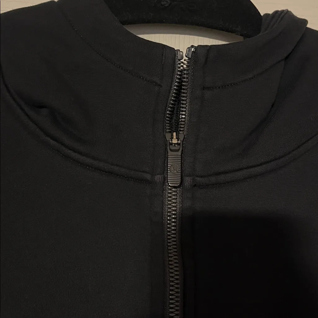 Lululemon cropped zip up hoodie - Image 4