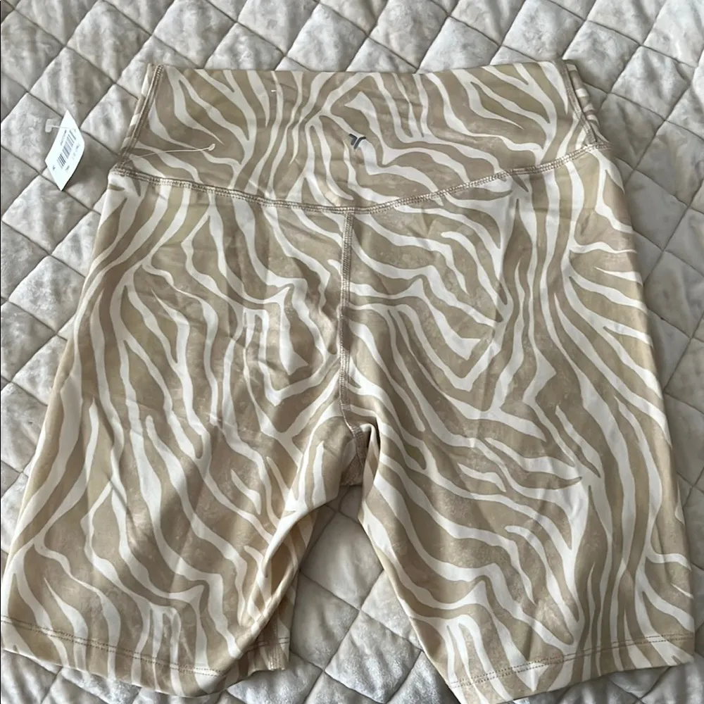 Zebra Print Women's Biker Shortd Tan Size M - Image 3