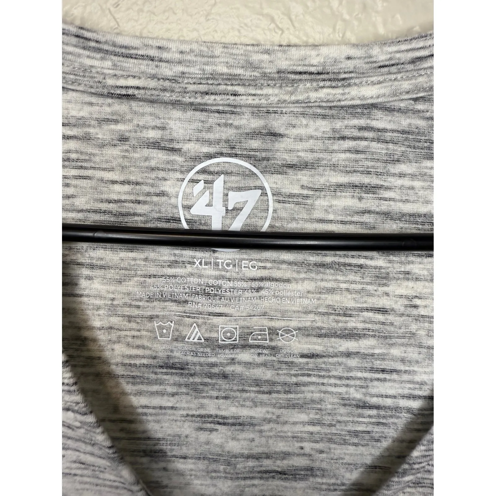 Miami Marlins 47 Brand Women's Baseball V-Neck T-Shirt White Gray XL - Image 3