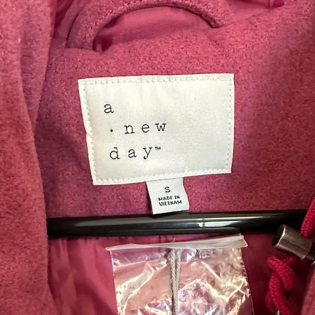 A New Day  Sweet Rose Hooded Duffel Jacket Size Small - Image 3