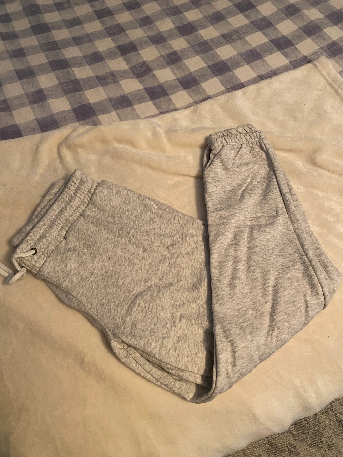 Old Navy Joggers - Image 2