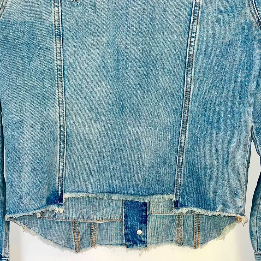 Raw Hem Distressed Denim Jean Jacket - Image 7