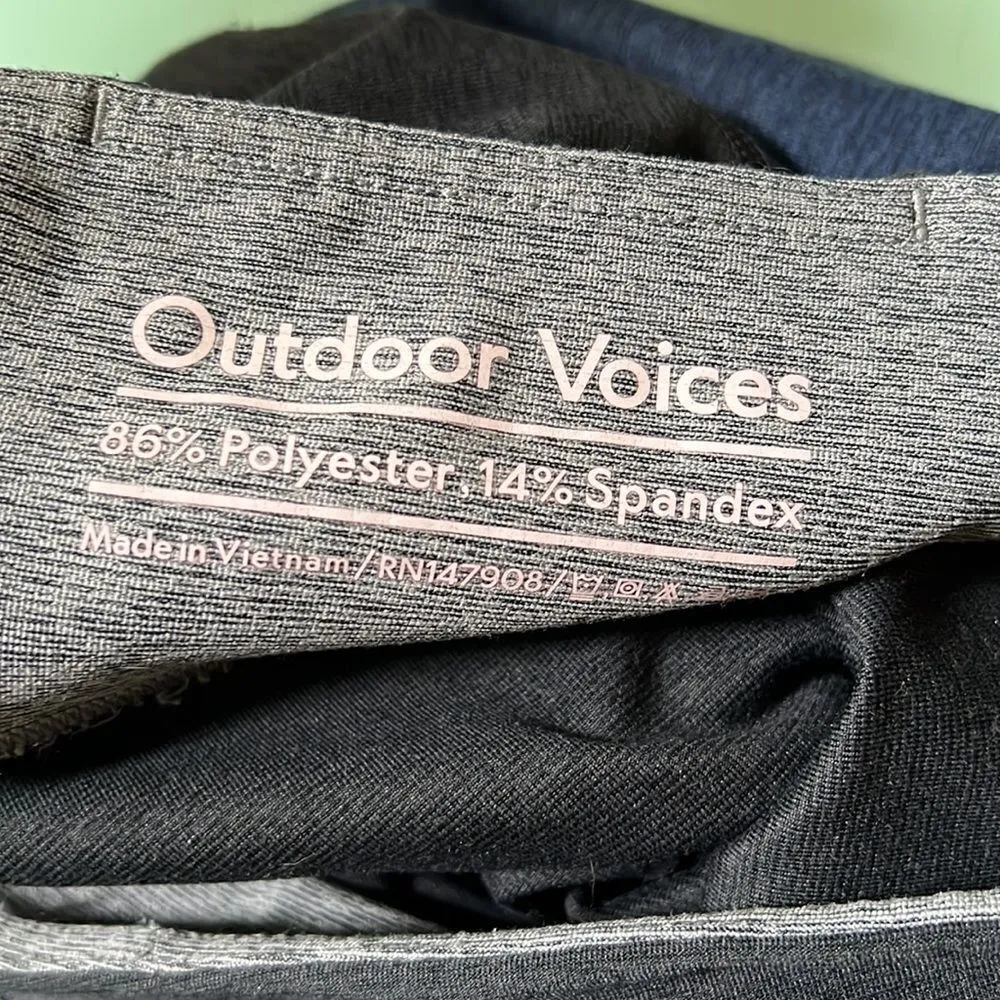 Outdoor Voices Springs 7/8 Leggings in black/navy/graphite S - Image 5