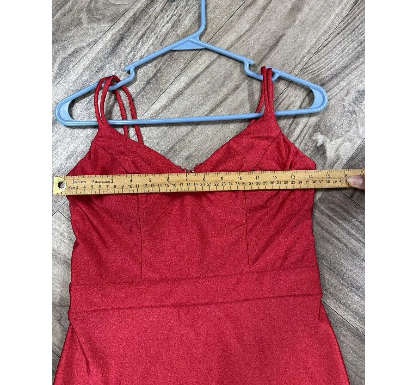 City Triangles Juniors Size 7 Red Body Con Sweetheart Neckline Strappy  Dress - Image 3