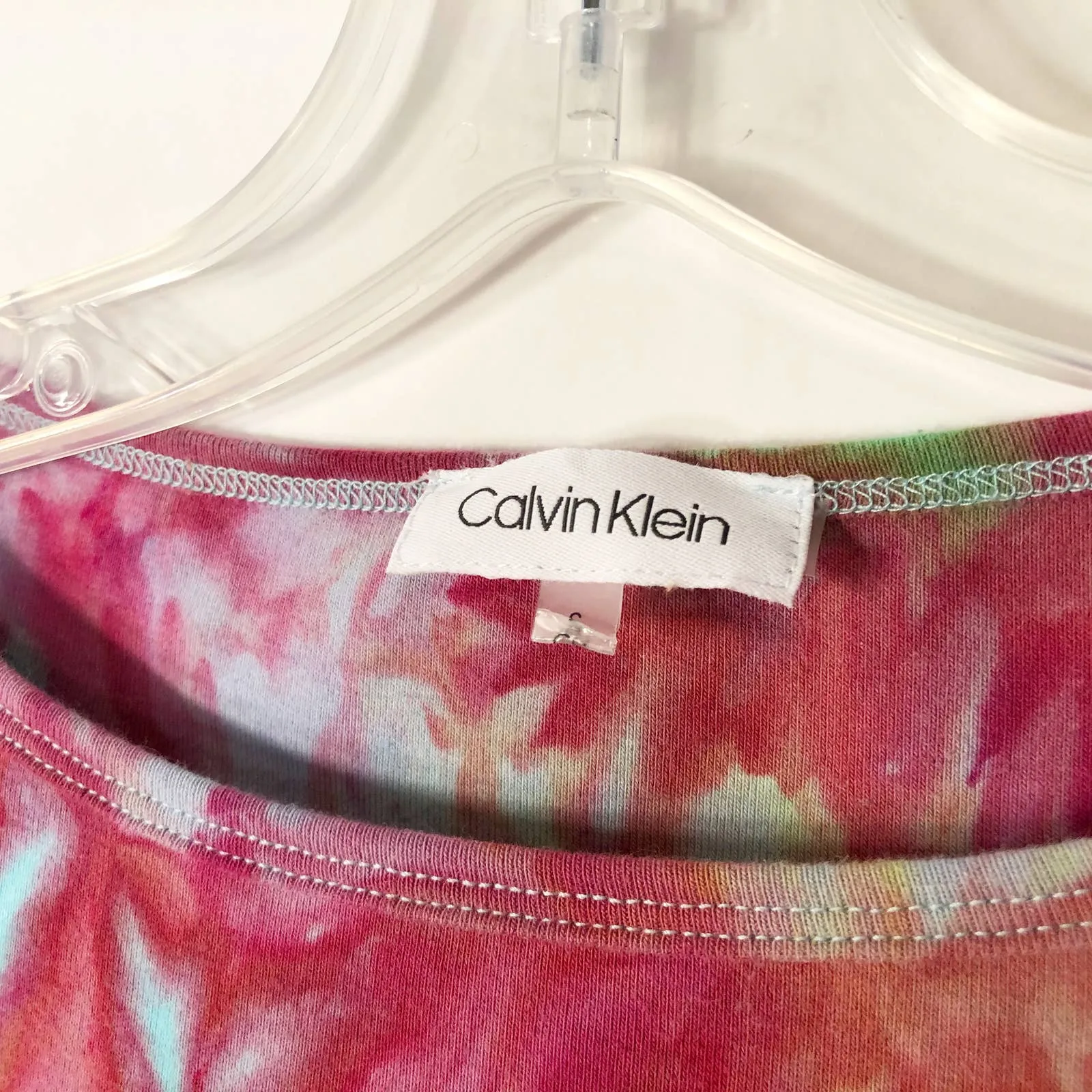 Calvin‎ Klein Small Top Blouse Pink Lagoon Tie Dye Boat Neck Pink Blue 1355 - Image 10