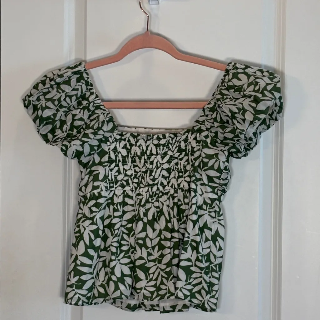 Abercrombie & Fitch green floral puff sleeve ruched crop top NWOT - Image 5