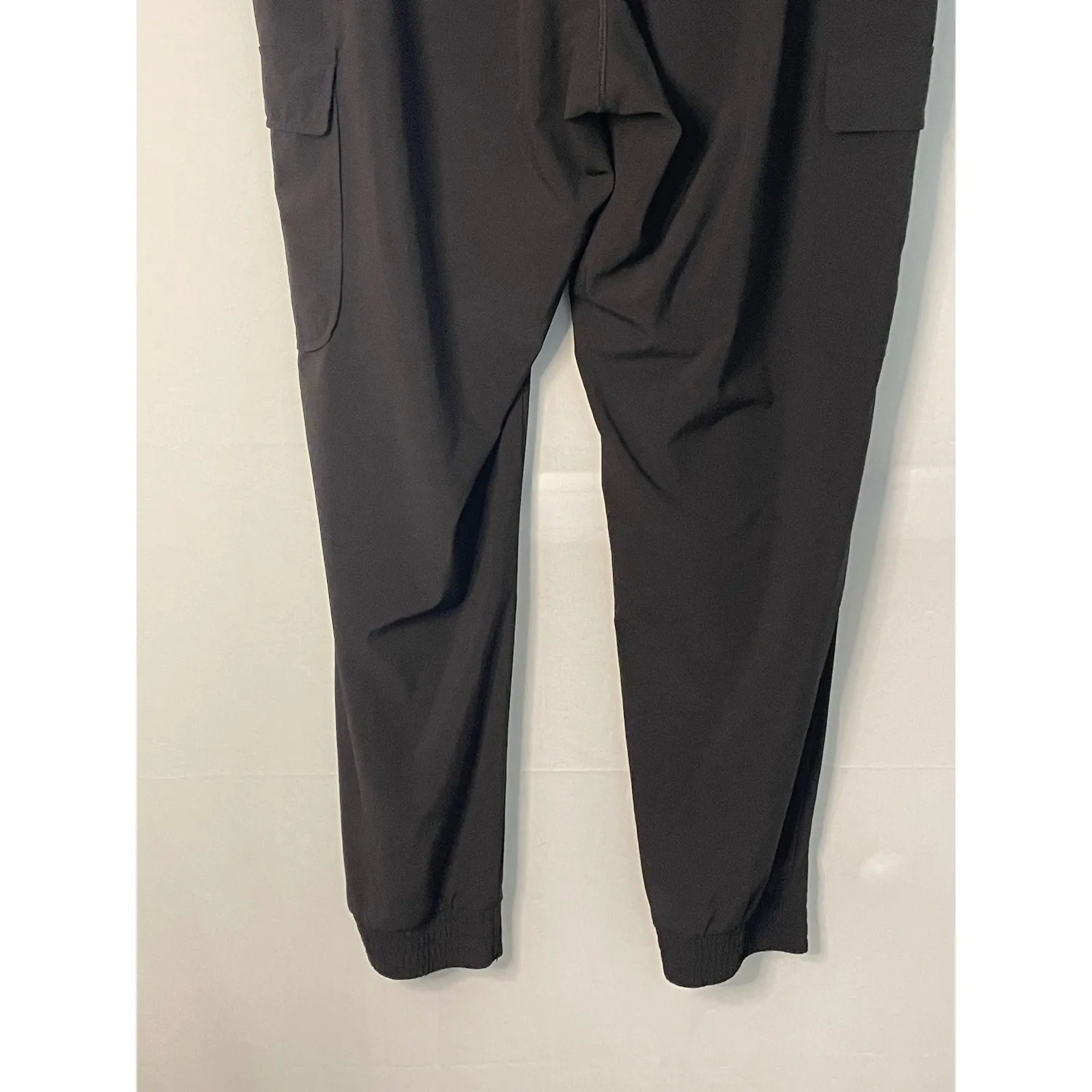 GapFit Black High Rise‎ Cargo Joggers Womens Medium Pull On Athletic Pants - Image 5