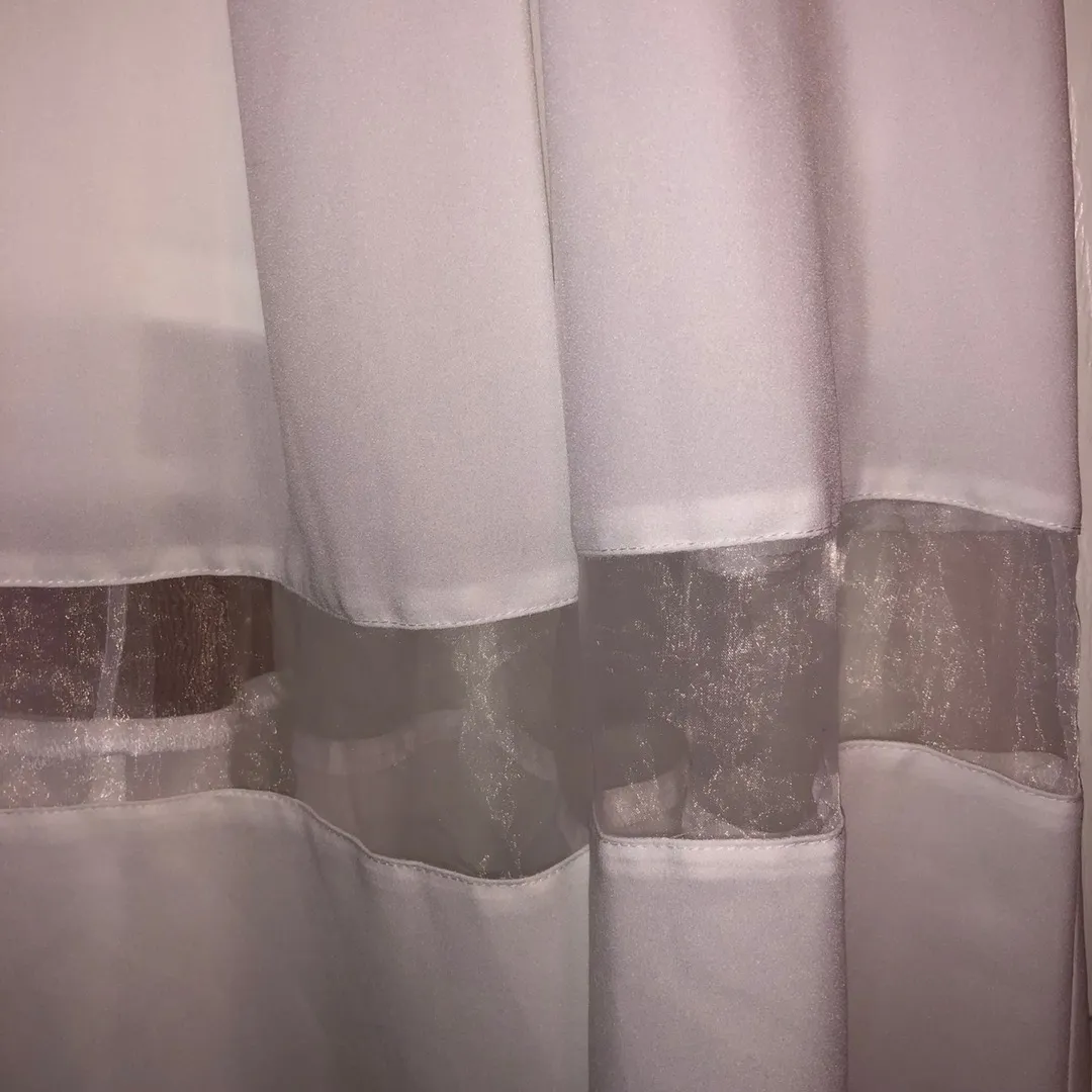 White Midi Skirt with Mesh Panel - Image 5