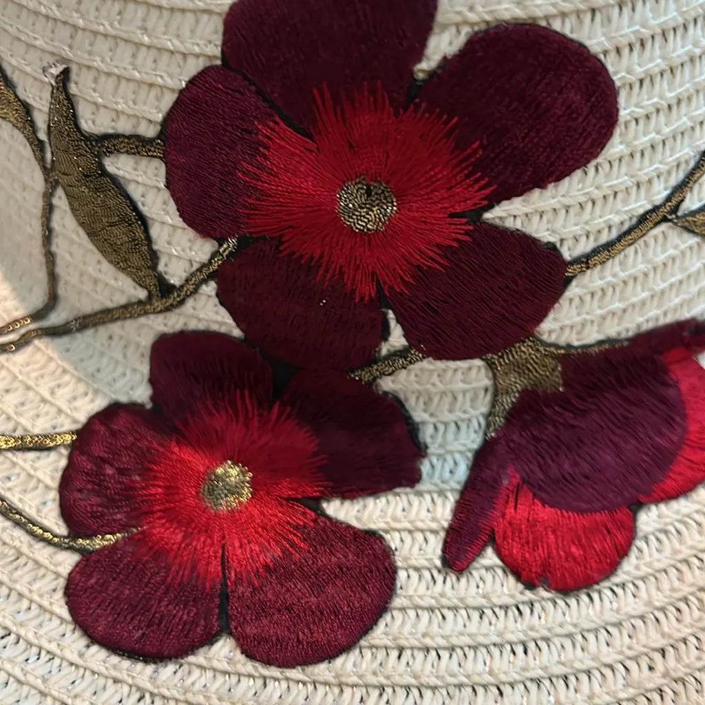 Lucky 7 Ivory Embroidered Floral Detail Beach Sun Straw‎ Hat Red - Image 2
