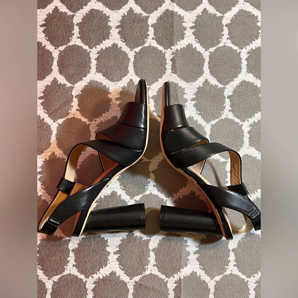 ANTONIO MELANI Black Strappy Block Heels 7.5 weddings evening party 3.25 in heel - Image 2