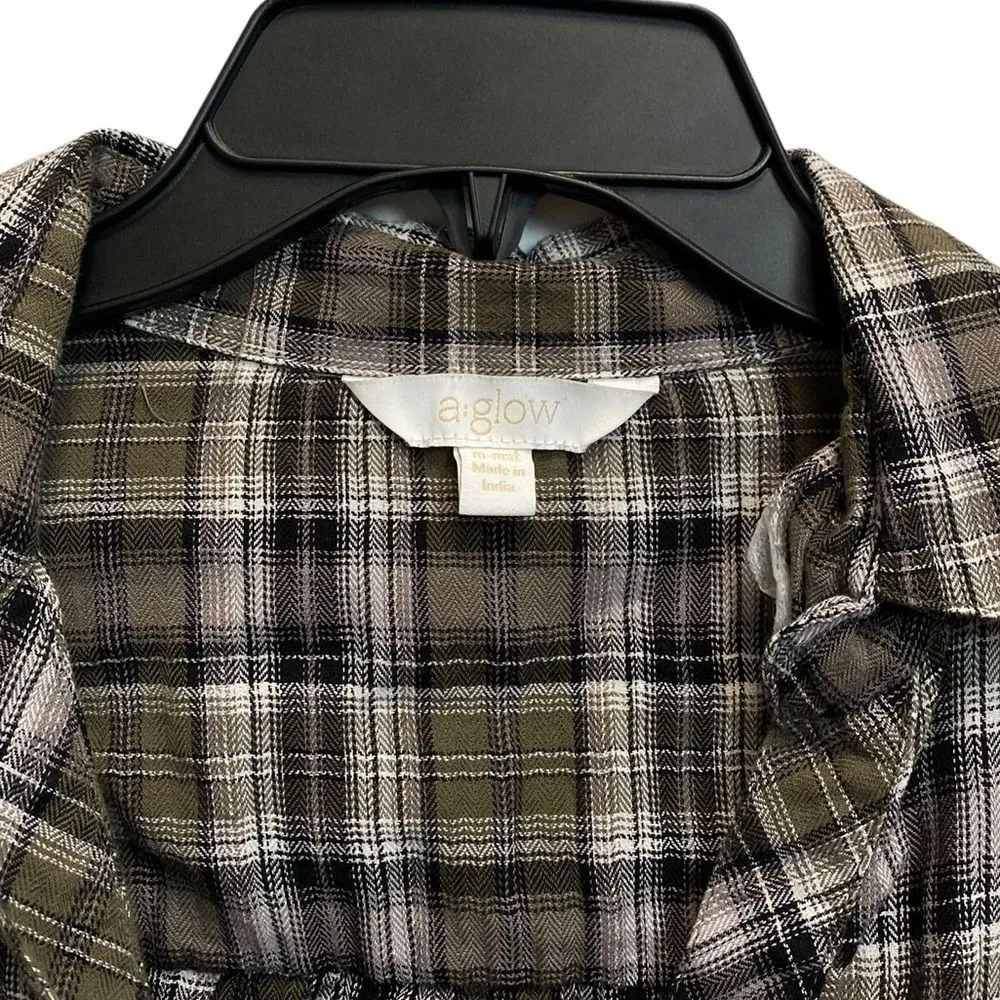 Aglow | Maternity Grey or Green Plaid Flannel Top Medium - Image 2