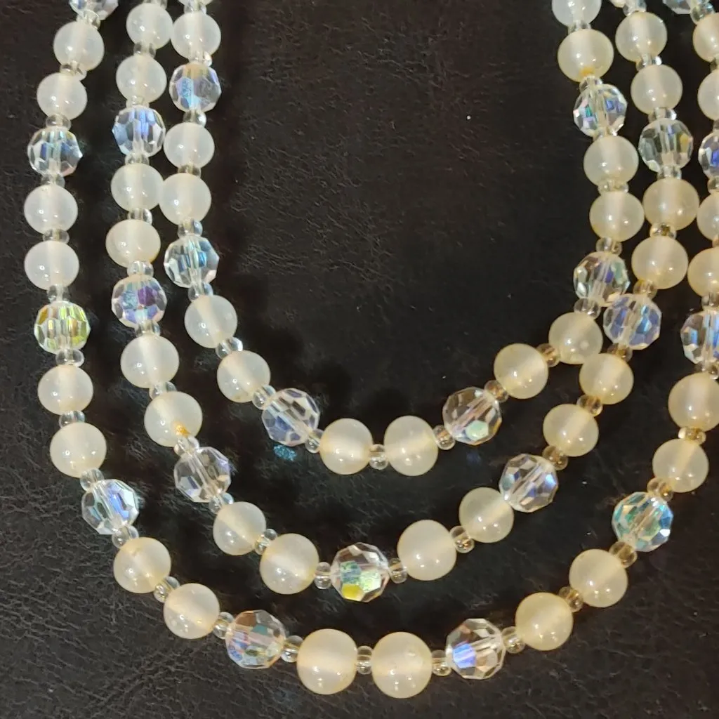 Multi Strand Necklace Aurora Borealis Vintage 3 Strand Crystal Glass Faux Pearl White Size 12 - Image 6