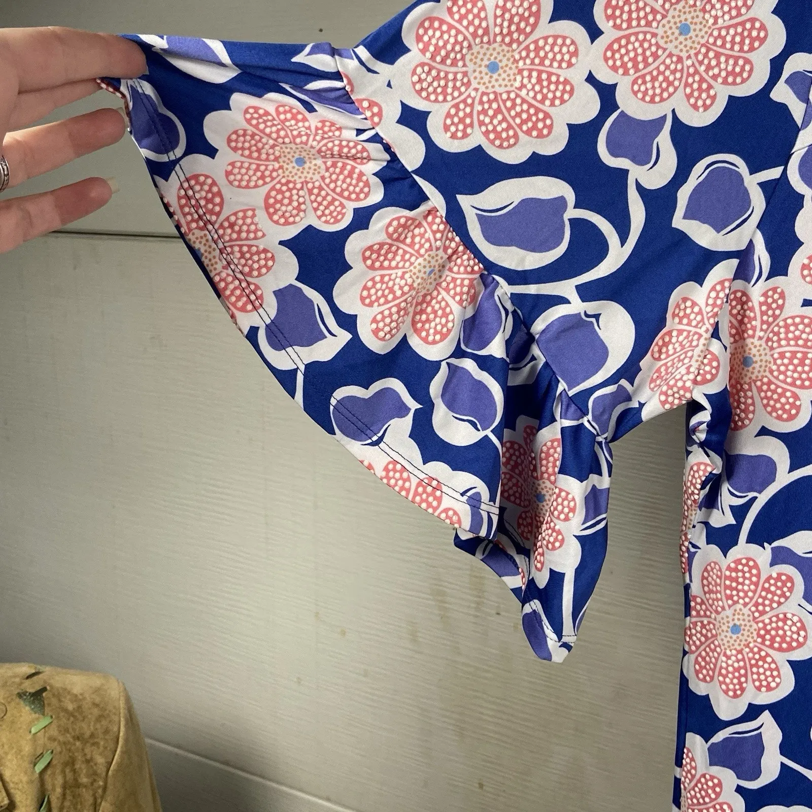 Larky Lark Dress Women's 1X Plus Blue Pink Square Neck Bell Sleeves Stretch Midi - Image 4