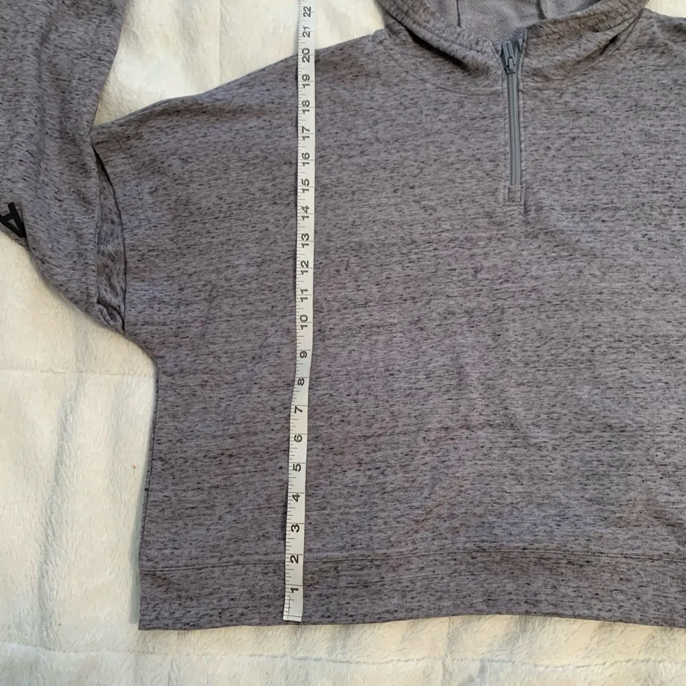 Under Armour 1/4 Zip Hoodie - Image 14