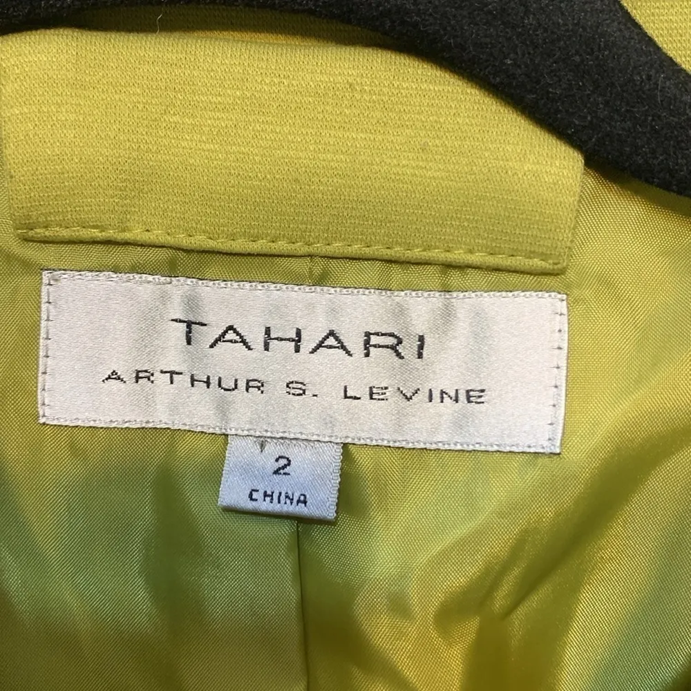 Tahari Arthur S. Levine green blazer sz 2 career office corporate street wear - Image 3