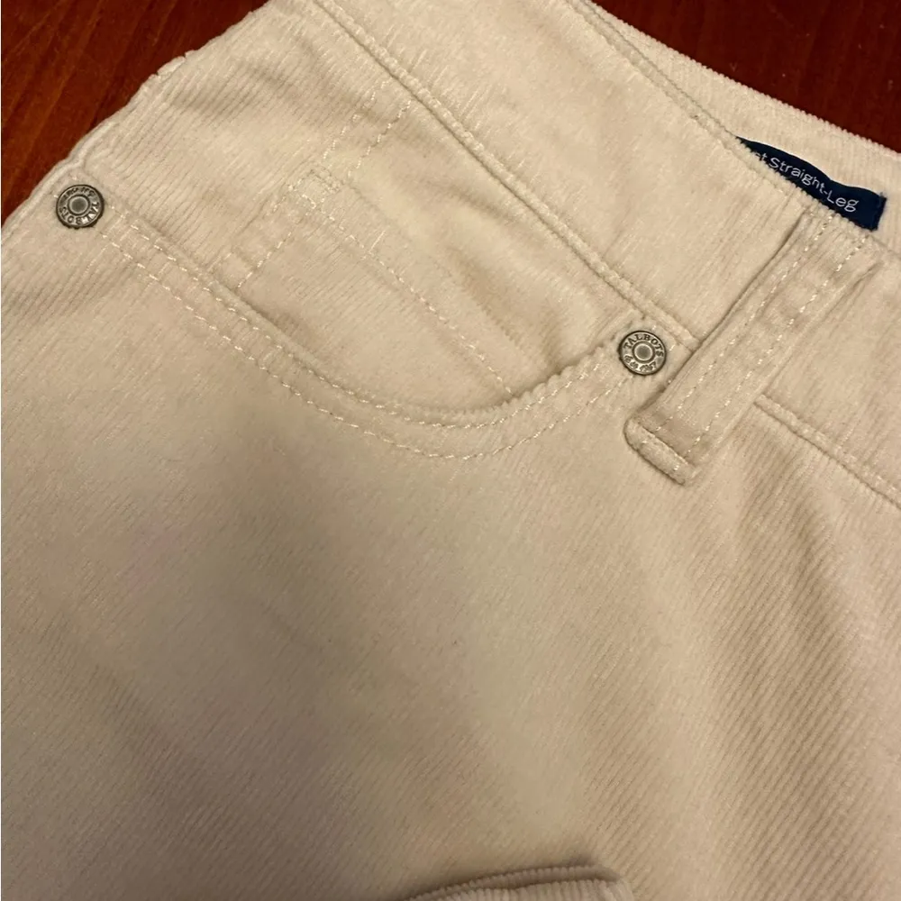 Talbots highwaist straight leg fine corduroy Cream Pants 27 4 NWOT - Image 4