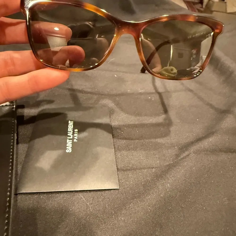 Saint Laurent Tortoise Shell Sunglasses NWT - with Case &  Cards from Purchase - Image 14