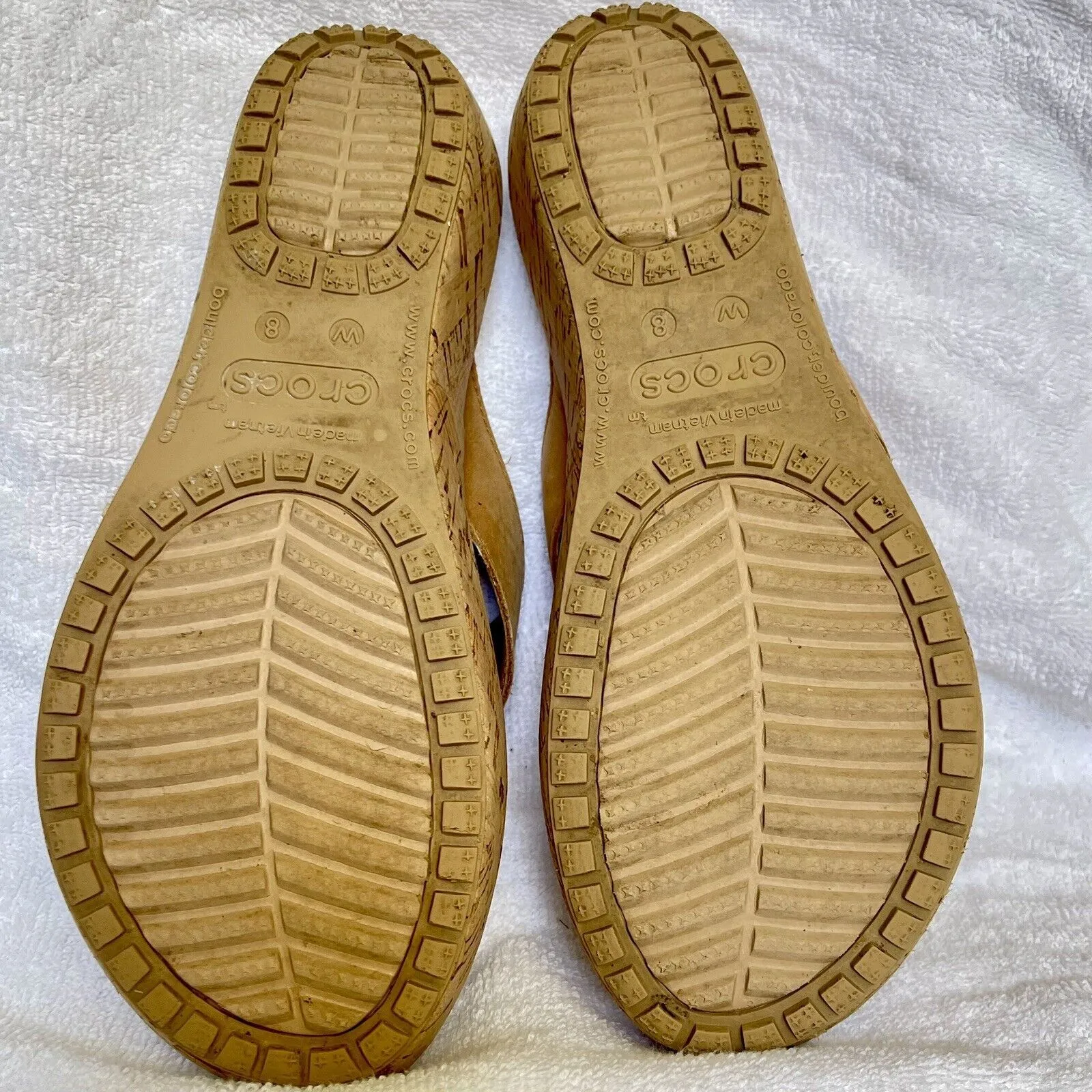 Crocs Womens Sz 8 A - Image 5