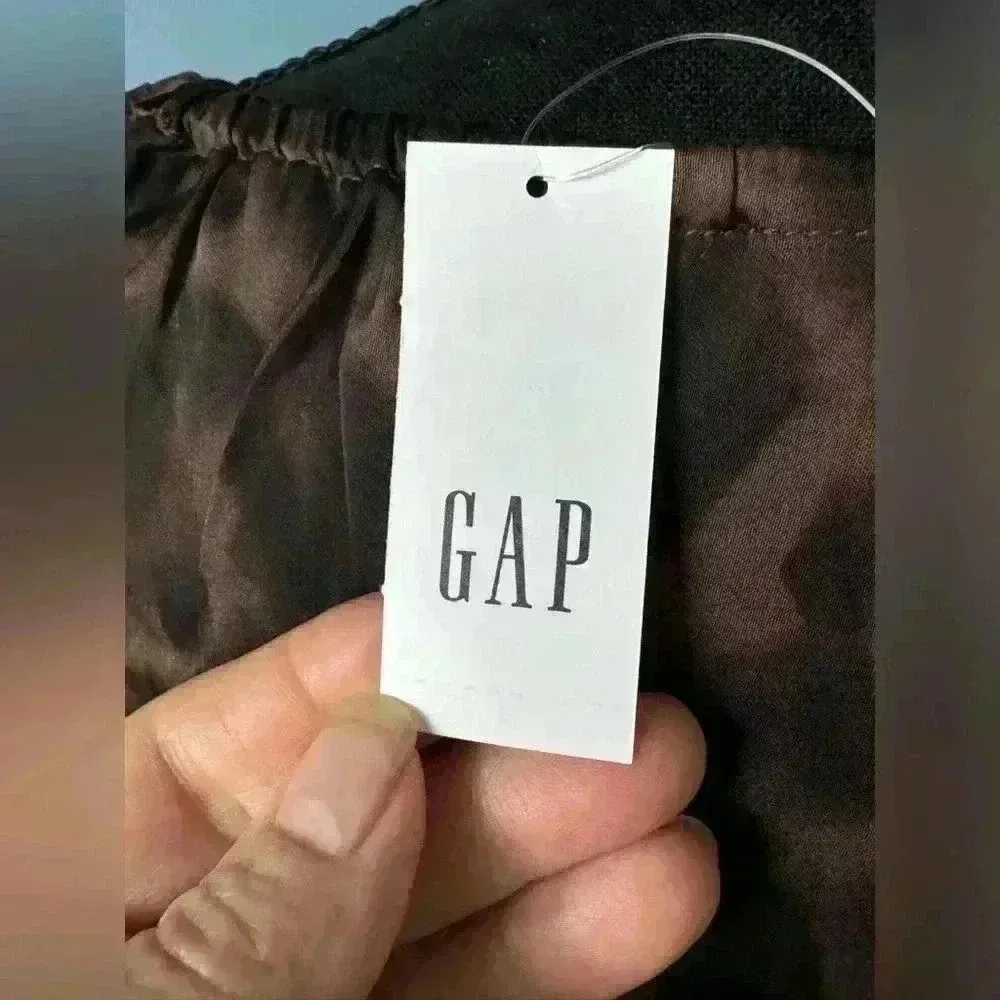 NWT Gap Leopard Brown Satin Square Neck Top ~ Large 🐆 - Image 9